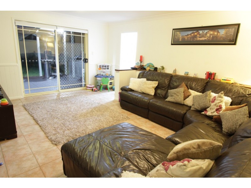 3 SANDRA COURT, Redland Bay QLD 4165
