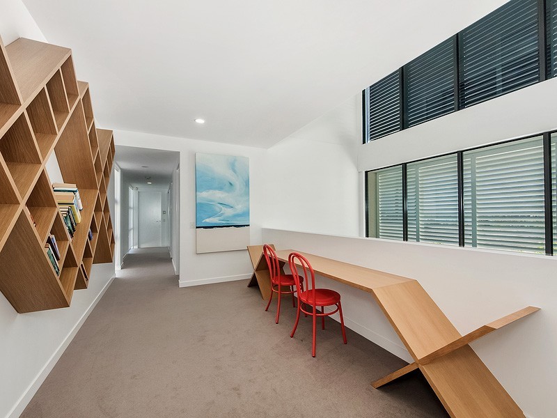 Paradise Point QLD 4216