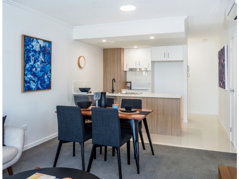 602/25 Walsh St, Milton QLD 4064