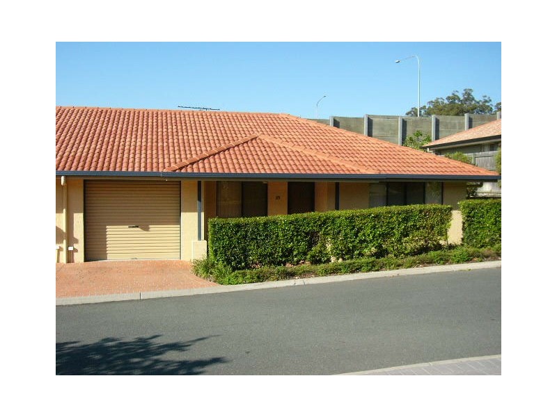 02/08 Buckingham Pl, Eight Mile Plains QLD 4113