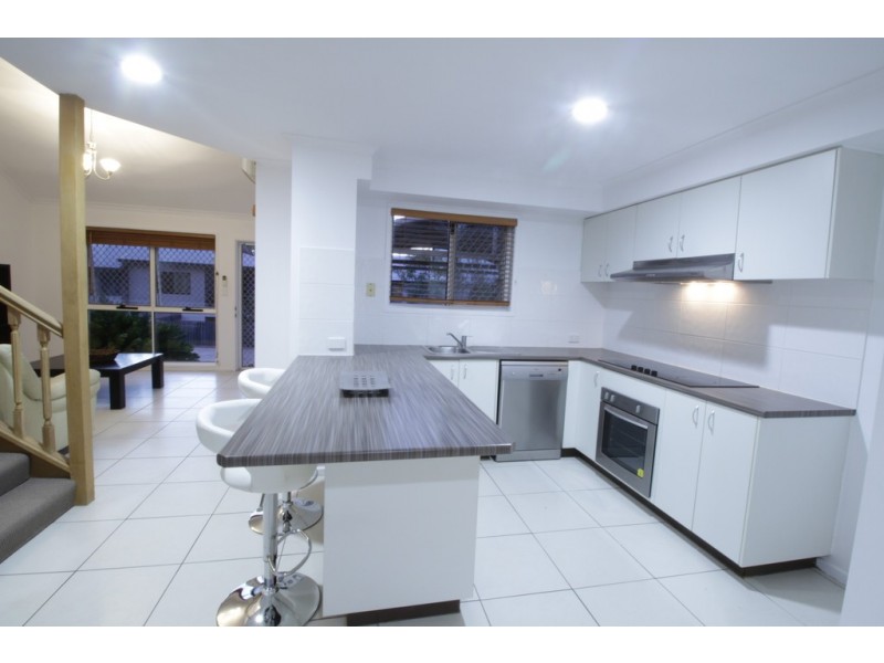 2/38 Venner Road, Annerley QLD 4103