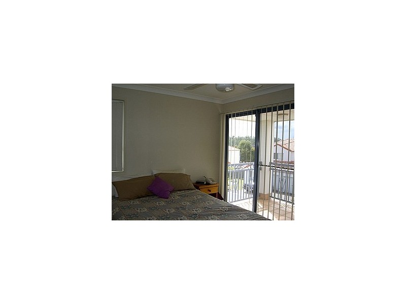 Pacific Pines QLD 4211