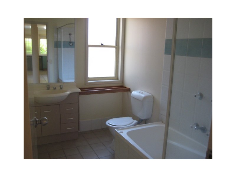 1/497 PINE RIDGE ROAD, Runaway Bay QLD 4216
