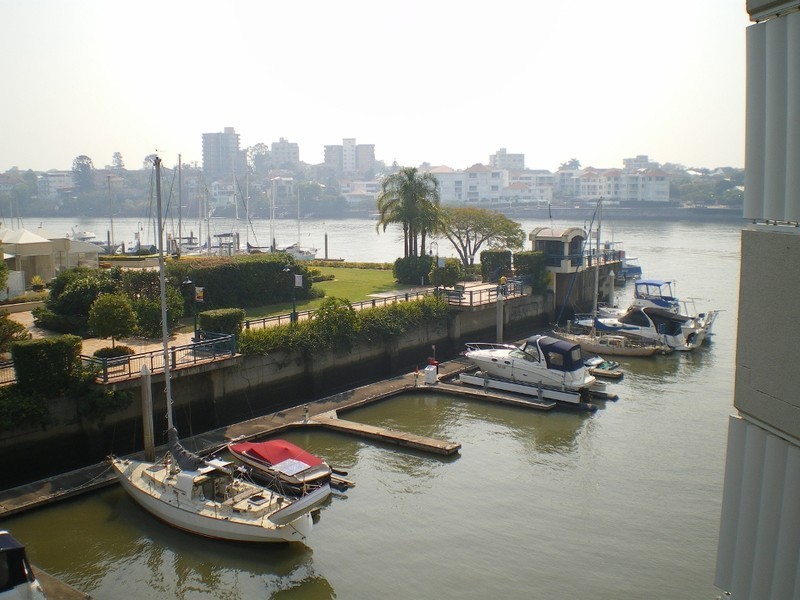 22 / 78 Cairns Street, Kangaroo Point QLD 4169