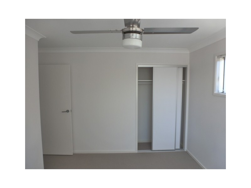 86 carselgrove ave, Fitzgibbon QLD 4018