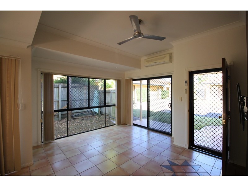 22/18 ALTANDI ST, Sunnybank QLD 4109