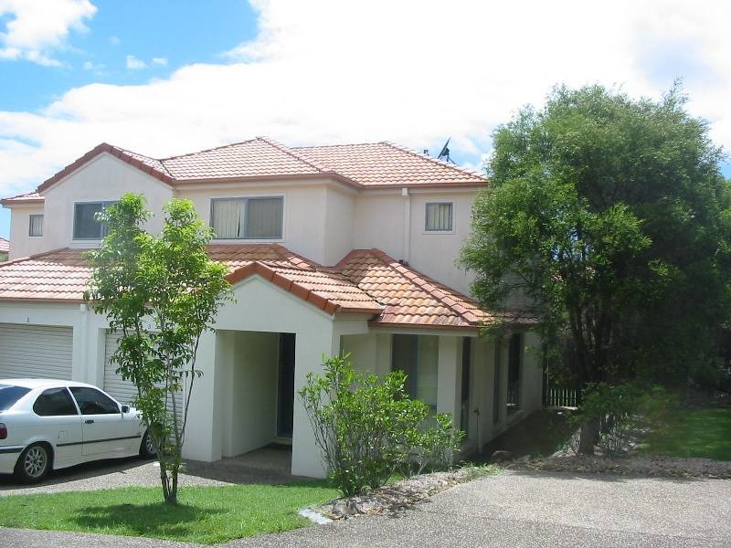 Pacific Pines QLD 4211