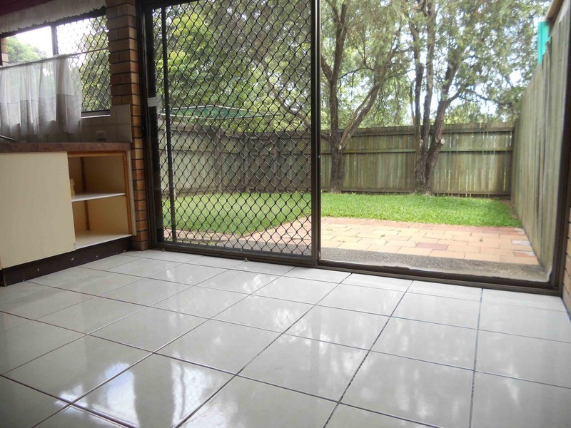 3/11 Macquarie St, Woodridge QLD 4114