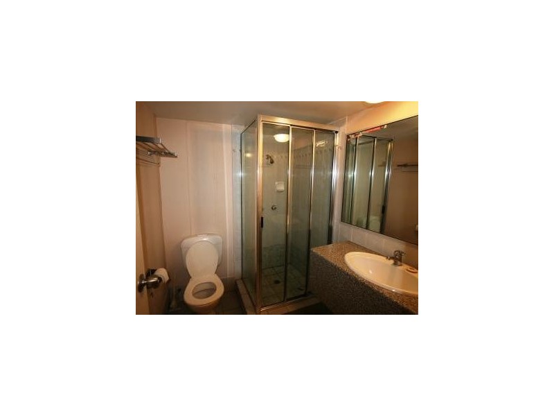 204/2 Barney Street, Southport QLD 4215