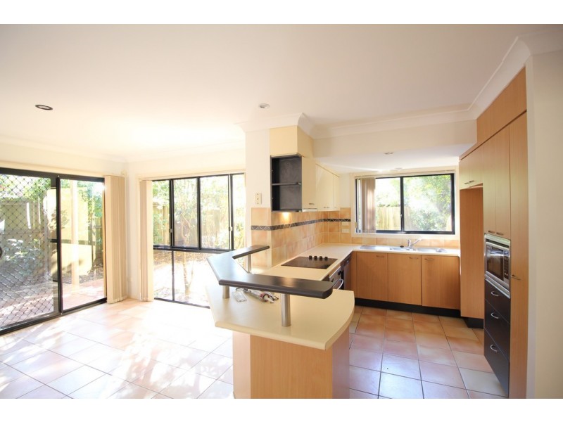 13/18 ALTANDI ST, Sunnybank QLD 4109