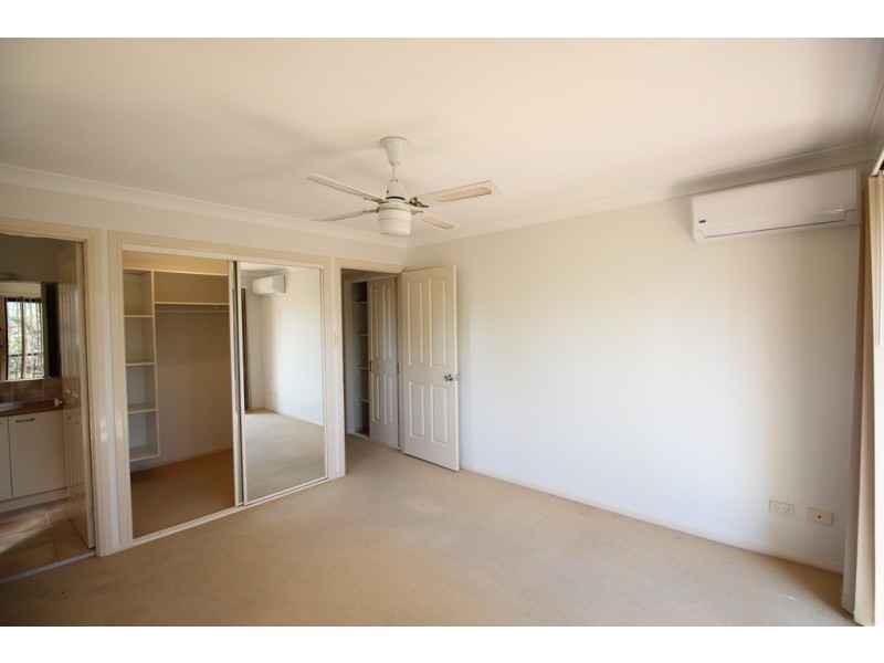 13/18 ALTANDI ST, Sunnybank QLD 4109