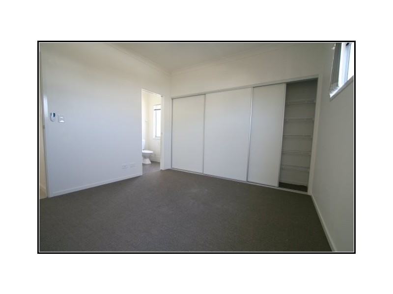 1 CASCADE DRIVE, Underwood QLD 4119