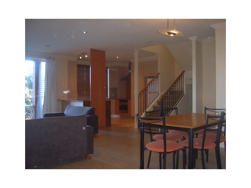 22/4 University Drive, Robina QLD 4226