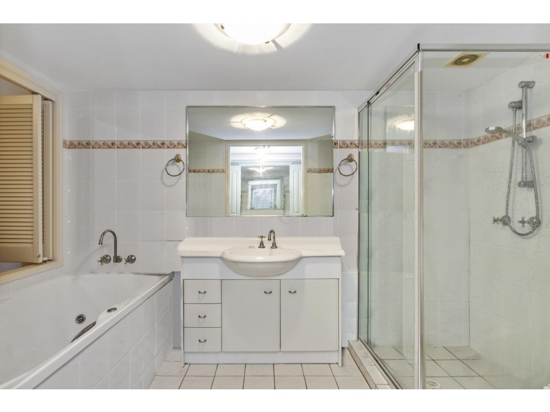 75/88 LIMETREE PARADE, Runaway Bay QLD 4216