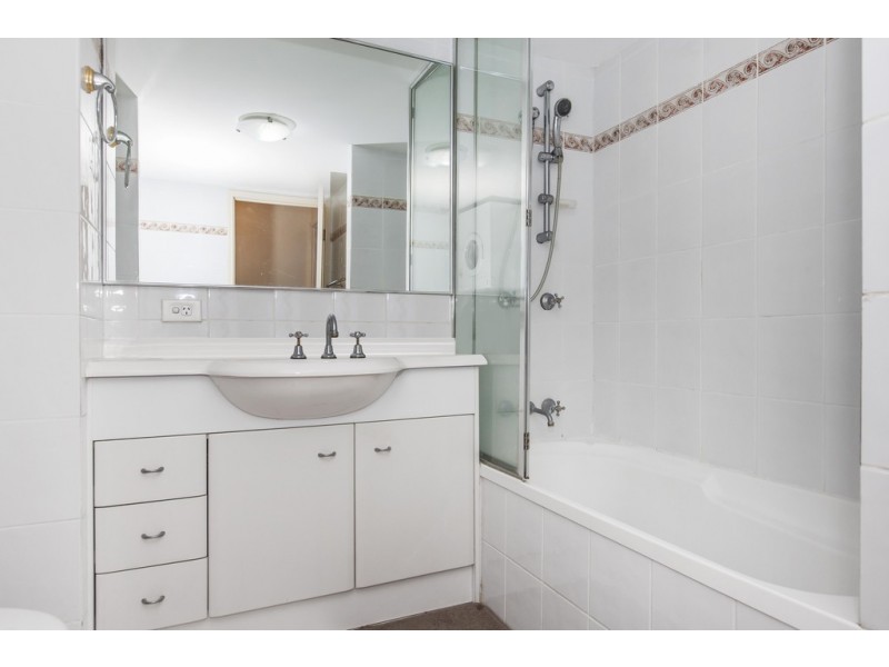 75/88 LIMETREE PARADE, Runaway Bay QLD 4216