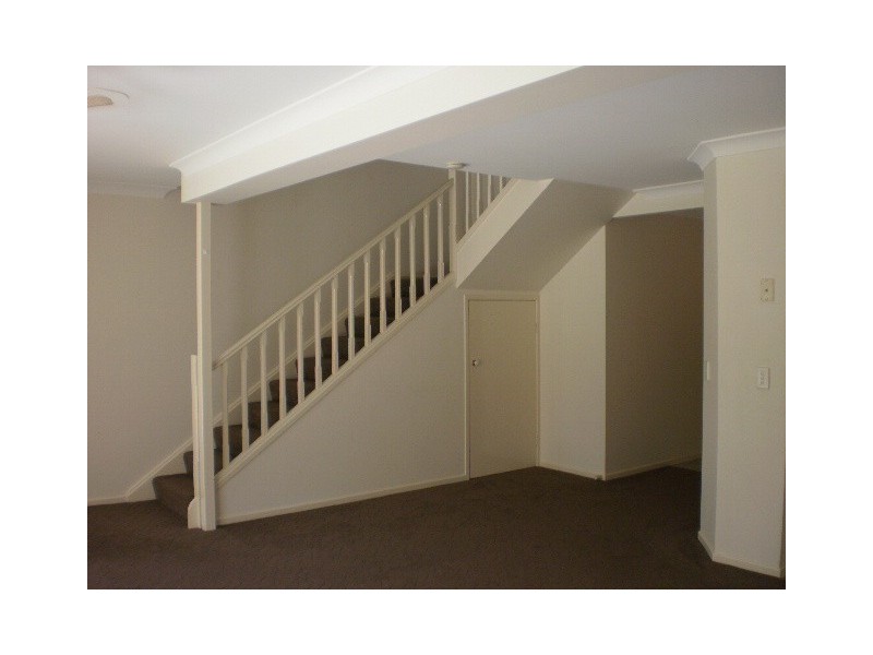 UNIT 33-14 “Hatlowe Heights”  Bourton Road, Merrimac QLD 4226