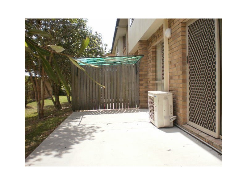 UNIT 33-14 “Hatlowe Heights”  Bourton Road, Merrimac QLD 4226