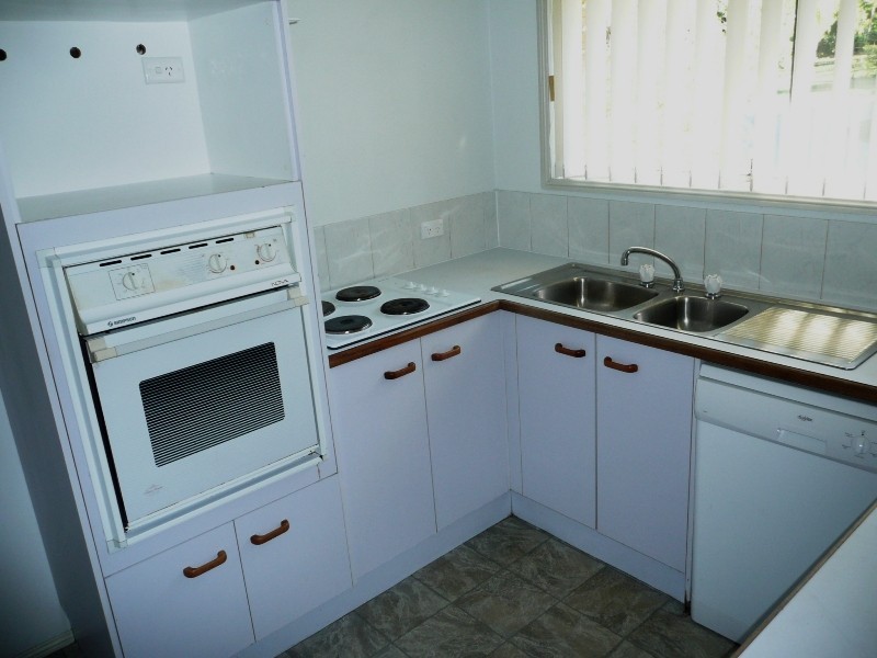 17/ 97-137 Edmund Rice drive, Southport QLD 4215