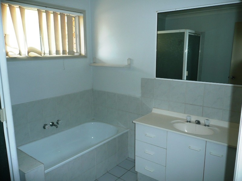 17/ 97-137 Edmund Rice drive, Southport QLD 4215