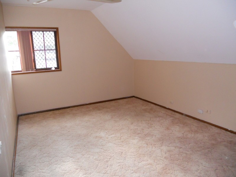 6 TORULOSA ST, Cornubia QLD 4130