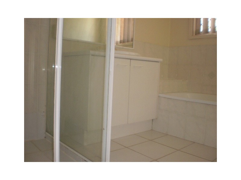 Unit 5-14 “Hatlowe Heights”  Bourton Road, Merrimac QLD 4226