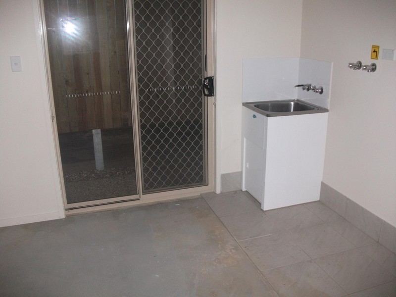 19 / 75 LEVINGTON ROAD, Eight Mile Plains QLD 4113