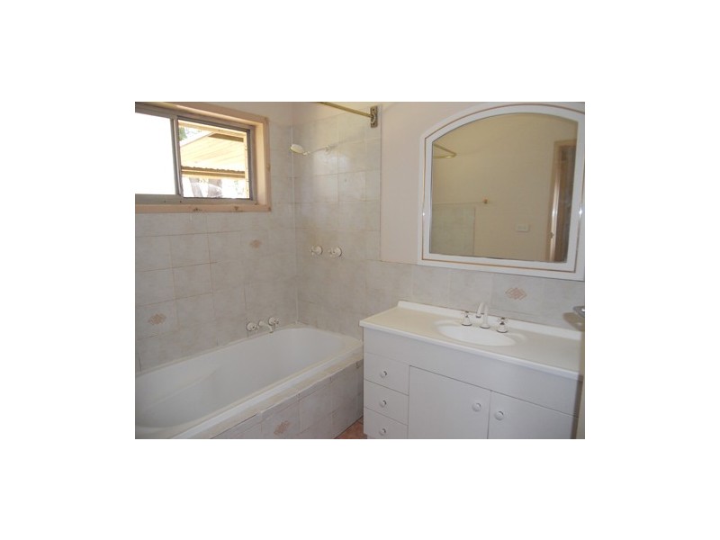 27 Mallawa, Slacks Creek QLD 4127