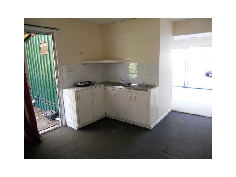 98 Atlantic Drive, Loganholme QLD 4129