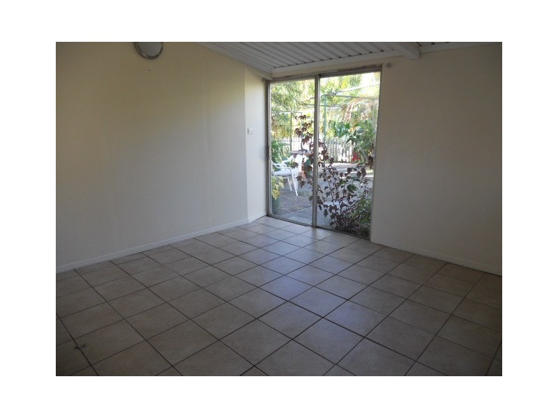 98 Atlantic Drive, Loganholme QLD 4129