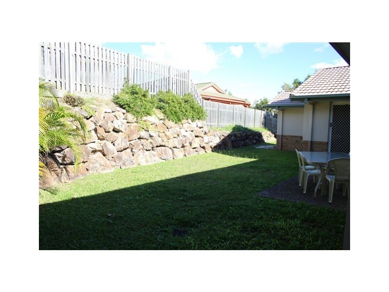 8 Swanton Drive, Mudgeeraba QLD 4213