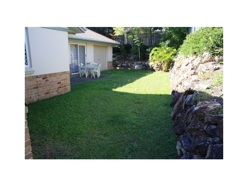 8 Swanton Drive, Mudgeeraba QLD 4213