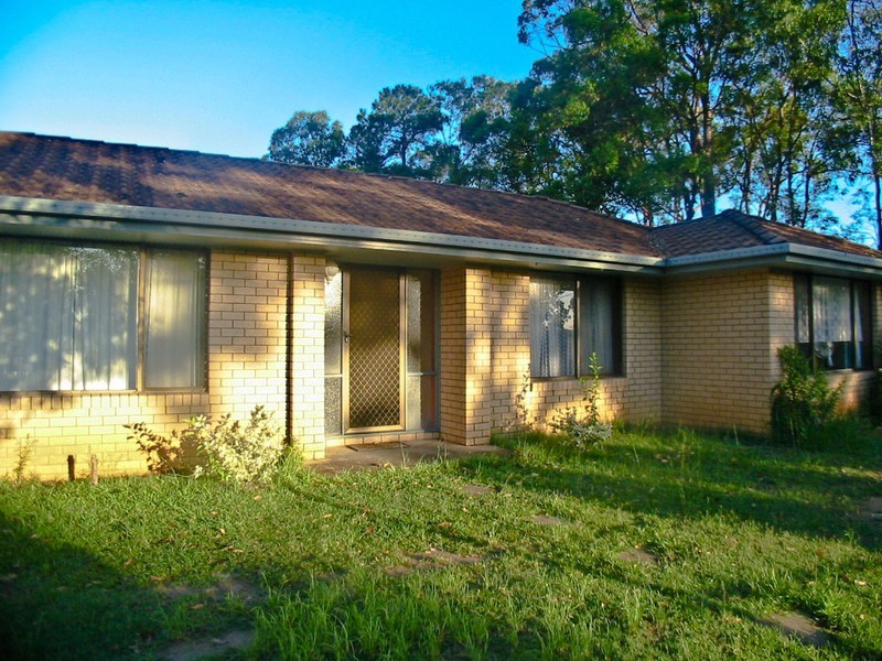 5 Francis, Shailer Park QLD 4128