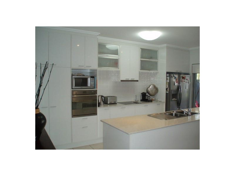 33/181 Lae Drive, Coombabah QLD 4216