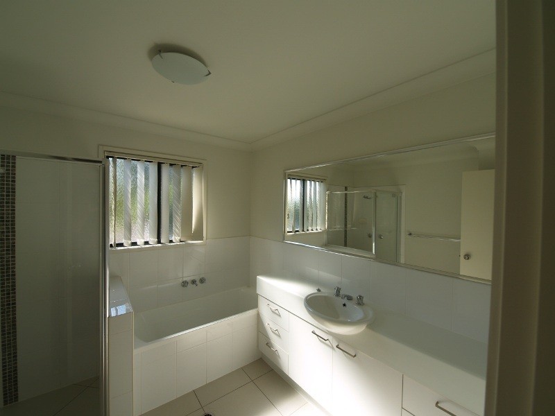 TA/30 Fleet Drive, Kippa-ring QLD 4021