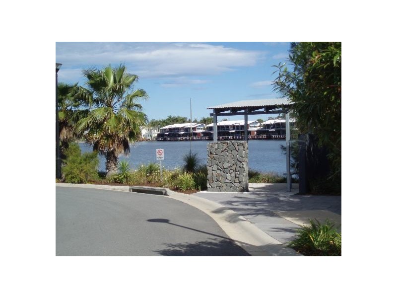 57/181  Lae Drive, Coombabah QLD 4216