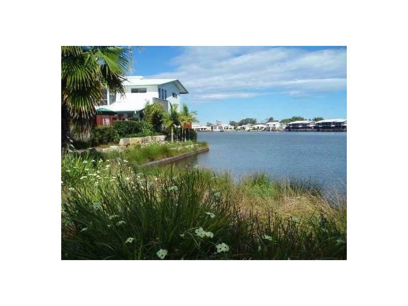 57/181  Lae Drive, Coombabah QLD 4216