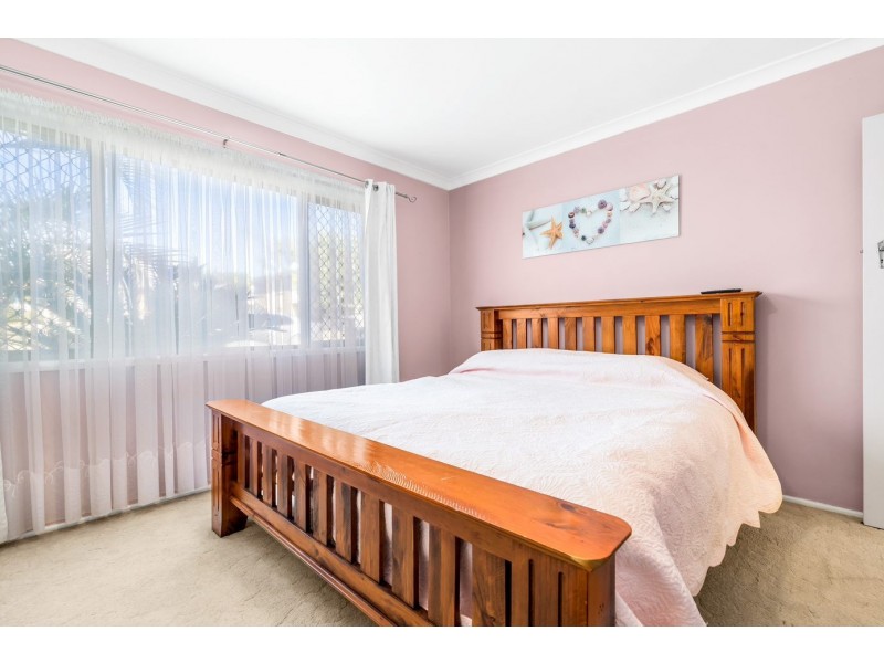 10 Bettina St, Macgregor QLD 4109