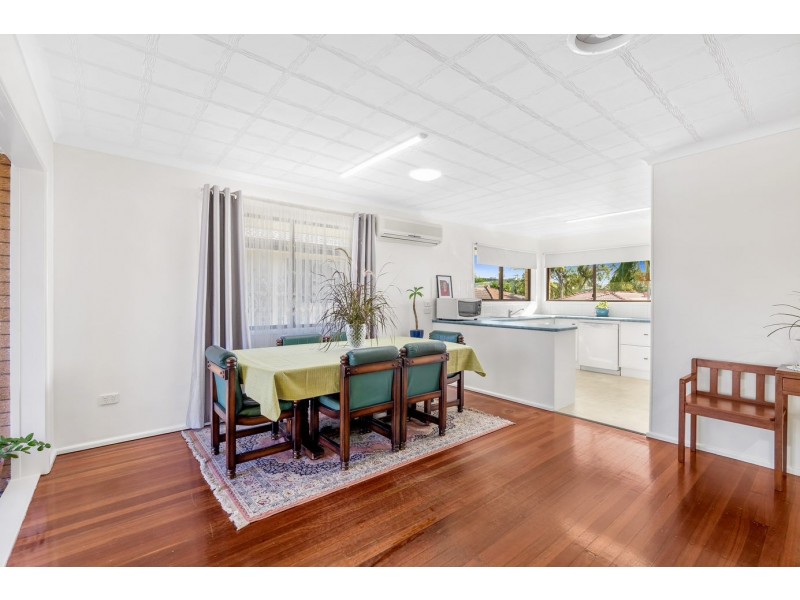 10 Bettina St, Macgregor QLD 4109