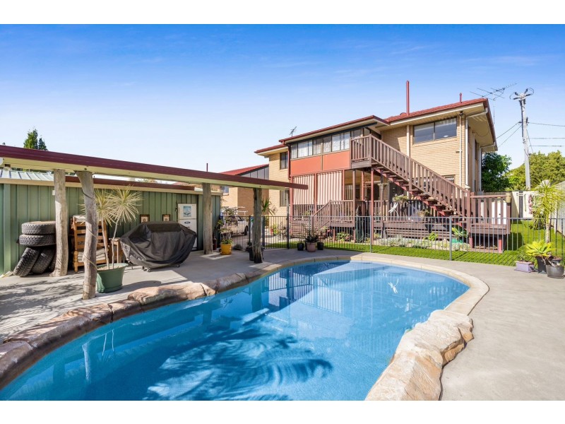 10 Bettina St, Macgregor QLD 4109