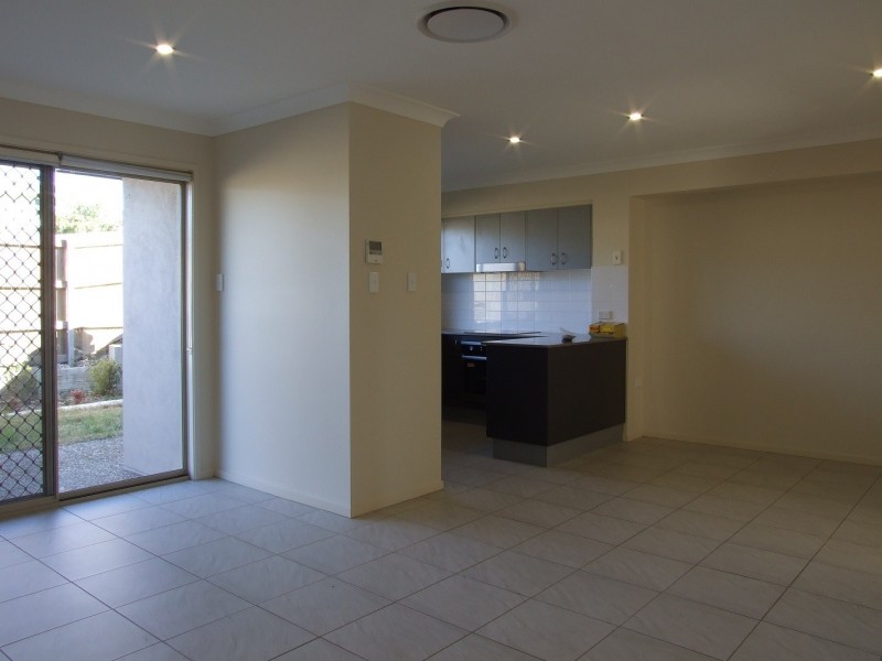 75 LEVINGTON ROAD, Eight Mile Plains QLD 4113