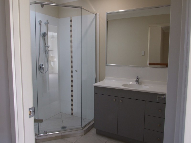 75 LEVINGTON ROAD, Eight Mile Plains QLD 4113