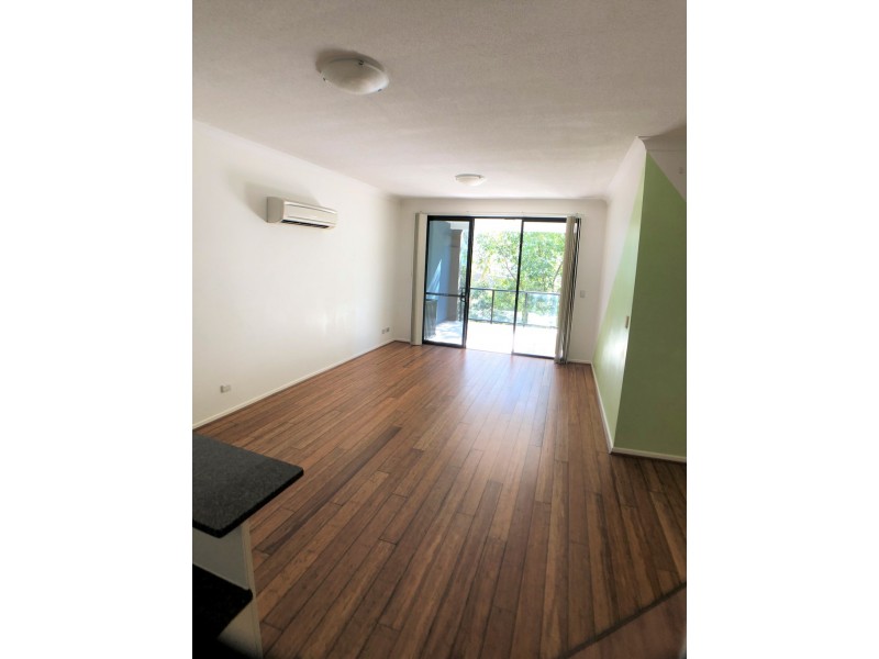 46 Playfield Street, Chermside QLD 4032