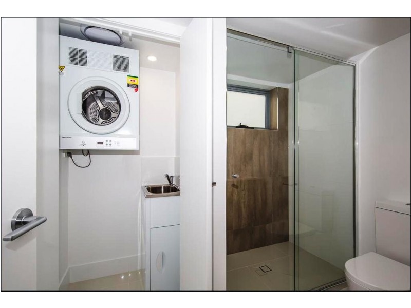 U602 25 Walsh St, Milton QLD 4064