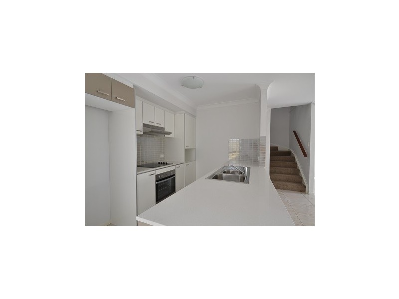 4/9 Milan Street, Forest Lake QLD 4078