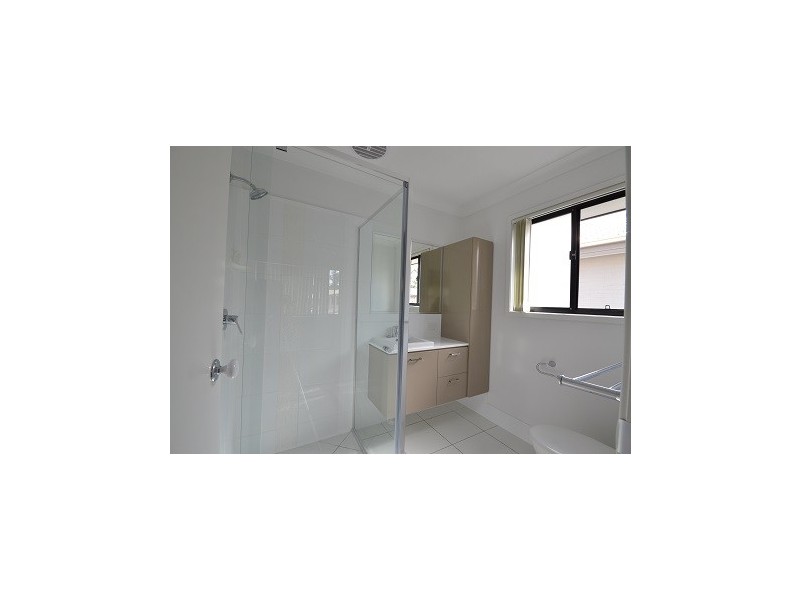 4/9 Milan Street, Forest Lake QLD 4078