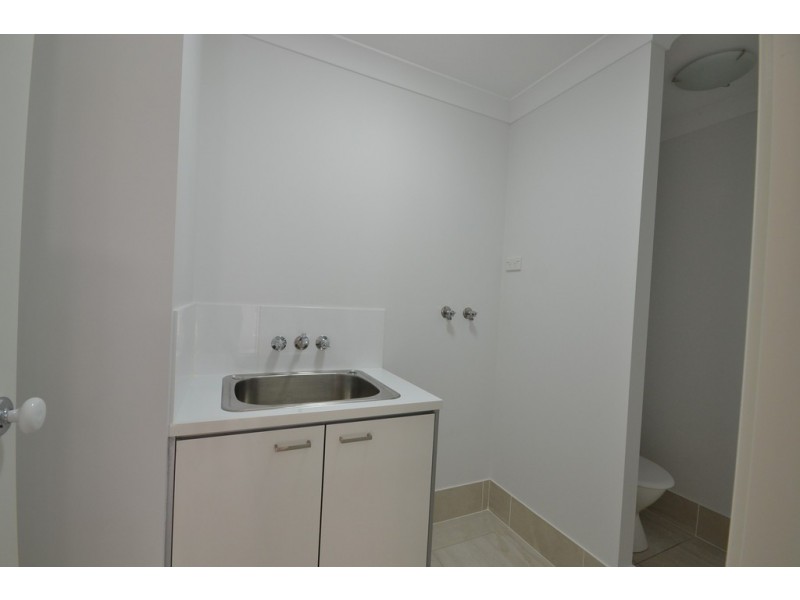 4/9 Milan Street, Forest Lake QLD 4078