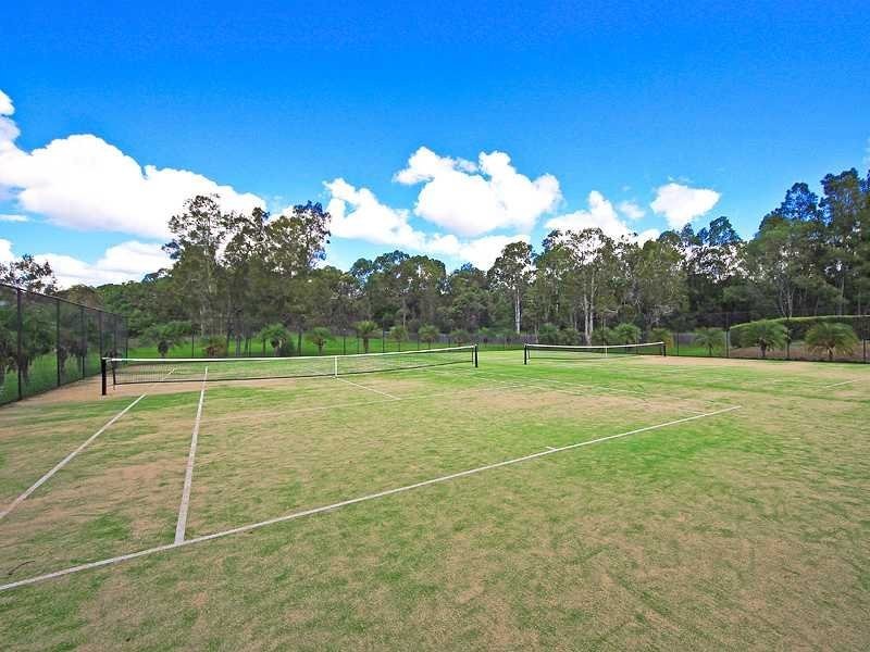 121/6-10 Bourton Rd, Merrimac QLD 4226