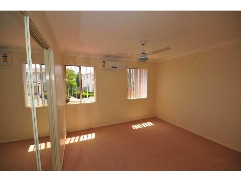 25 / 10 Chapman Place, Oxley QLD 4075