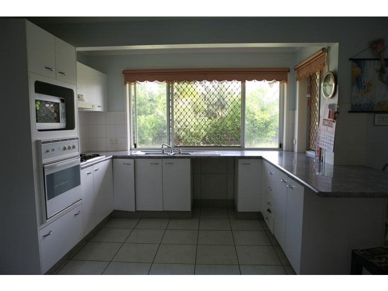 15 Gulubia Place, Calamvale QLD 4116