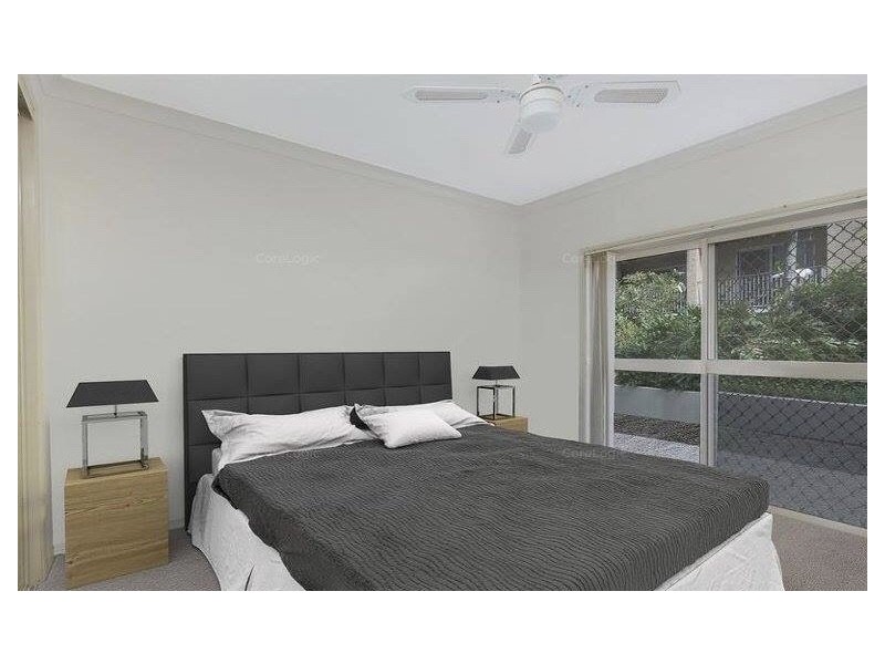 2/25 Lather St, Southport QLD 4215